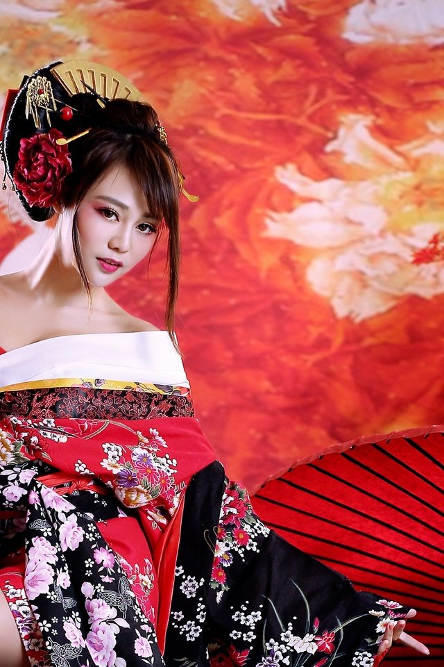 Обои девушка, кимоно, азиатка, гейша, веер, girl, kimono, asian, geisha, fan разрешение 2048x1365 Загрузить