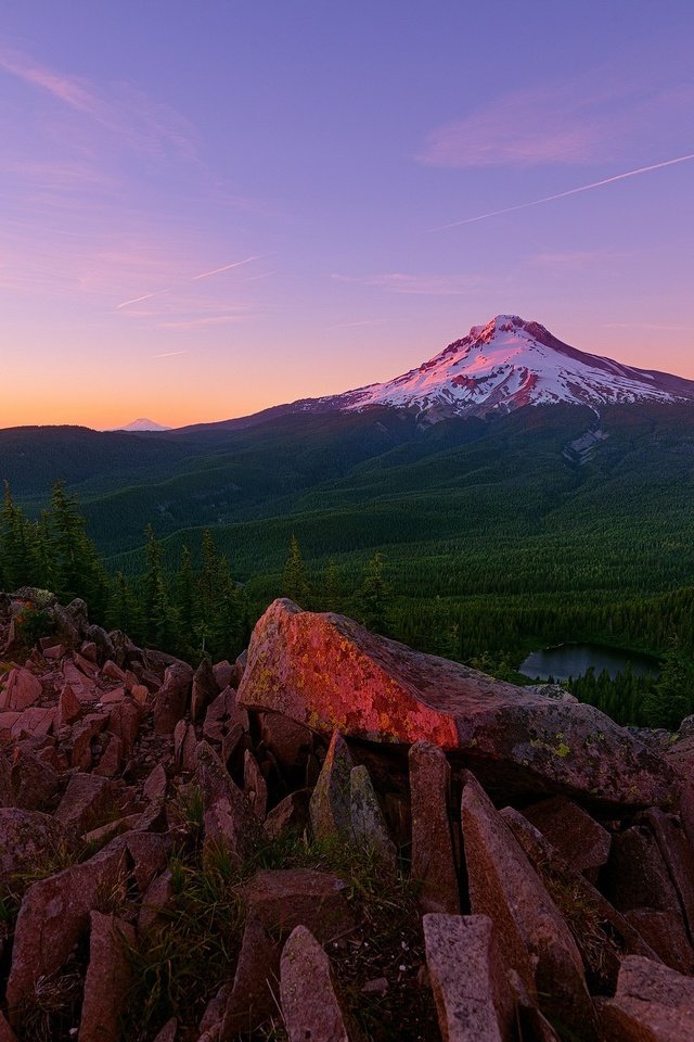 Обои гора, равнина, сша, орегон, маунт-худ, mountain, plain, usa, oregon, mount hood разрешение 2048x1347 Загрузить