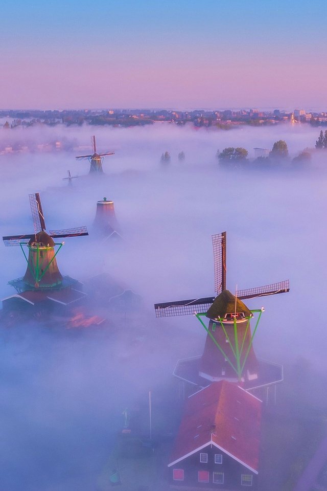 Обои туман, нидерланды, ветряная мельница, fog, netherlands, windmill разрешение 2048x1604 Загрузить