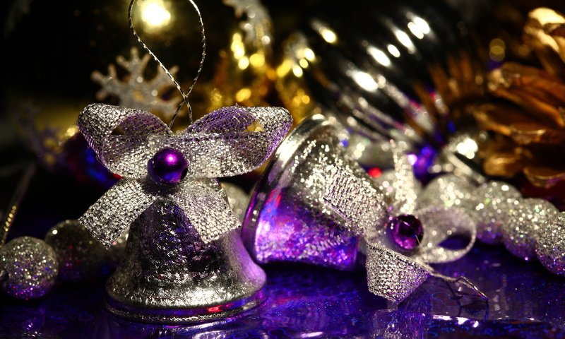 Обои новый год, зима, колокольчики, новогодние украшения, серебряные, new year, winter, bells, christmas decorations, silver разрешение 1920x1200 Загрузить