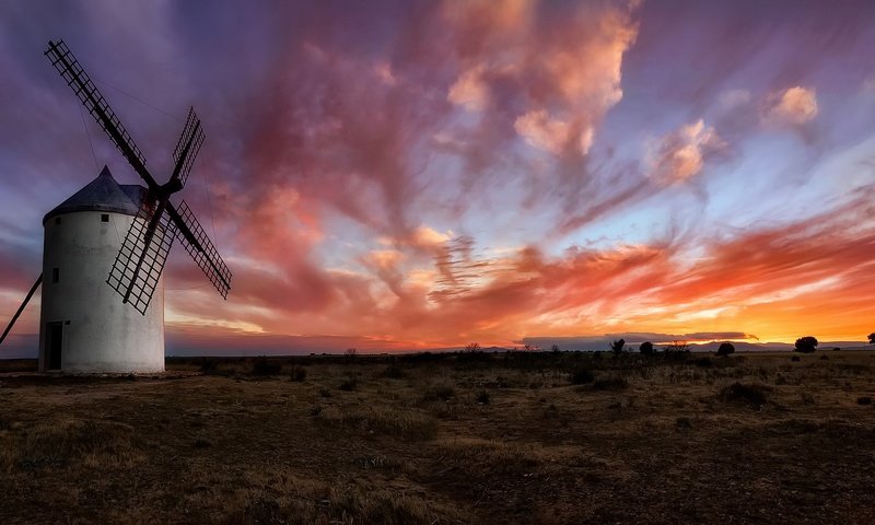 Обои небо, облака, природа, закат, поле, мельница, the sky, clouds, nature, sunset, field, mill разрешение 1920x1100 Загрузить