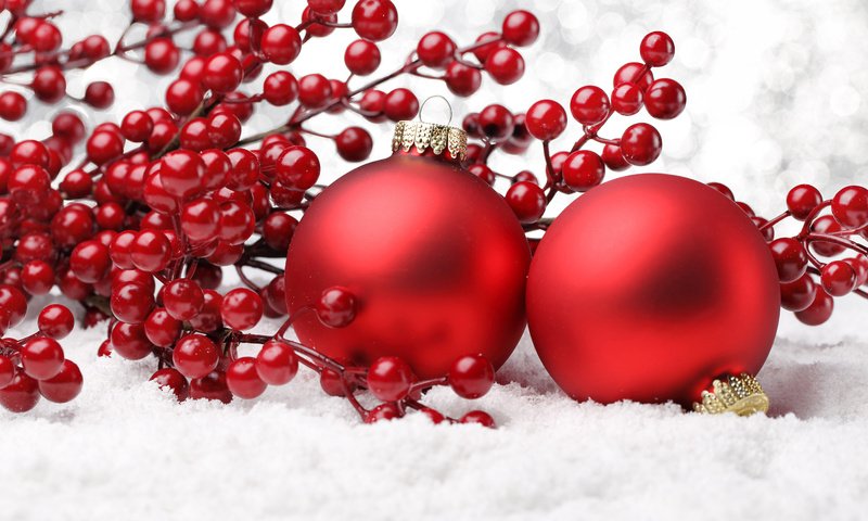 Обои шары, рождество, клубки, орнаменты, вишенка, декорация, встреча нового года, елочная, balls, christmas, ornaments, cherry, decoration, new year разрешение 5760x3124 Загрузить