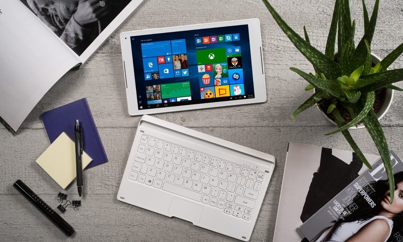 Обои ручка, цветок, стол, журнал, планшет, windows 10, handle, flower, table, journal, tablet разрешение 2560x1600 Загрузить