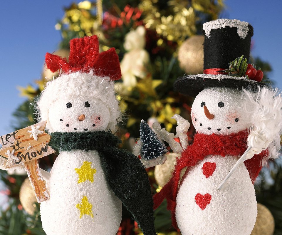 Обои новый год, елка, снеговик, елочки, рождество, снеговики, встреча нового года, елочная, new year, tree, snowman, christmas trees, christmas, snowmen разрешение 1920x1279 Загрузить
