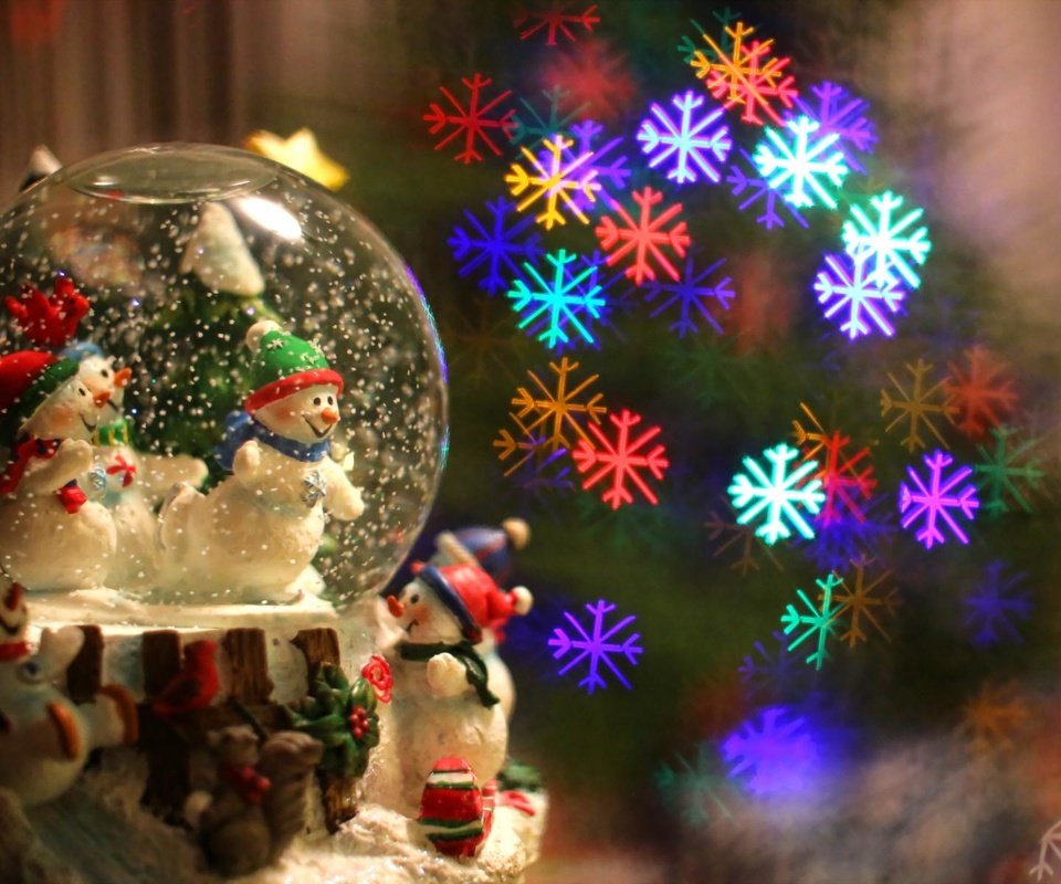 Обои новый год, снежинки, фон, игрушки, праздник, рождество, снеговики, new year, snowflakes, background, toys, holiday, christmas, snowmen разрешение 1920x1200 Загрузить