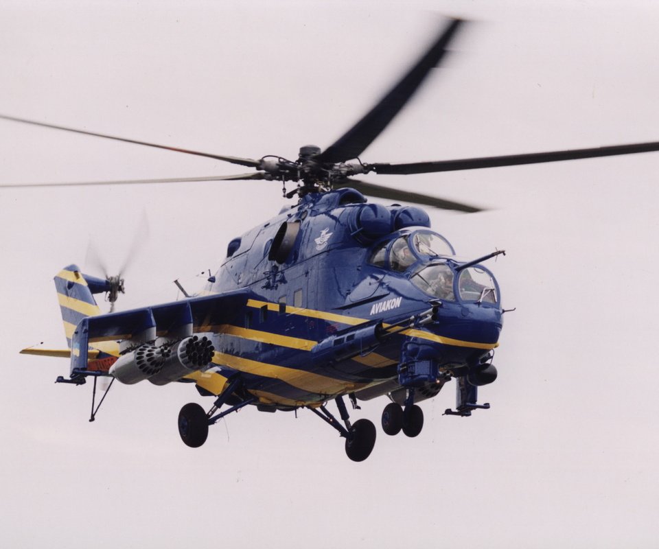 Обои вертолет, лопасти, helicopter, blades разрешение 4880x3440 Загрузить