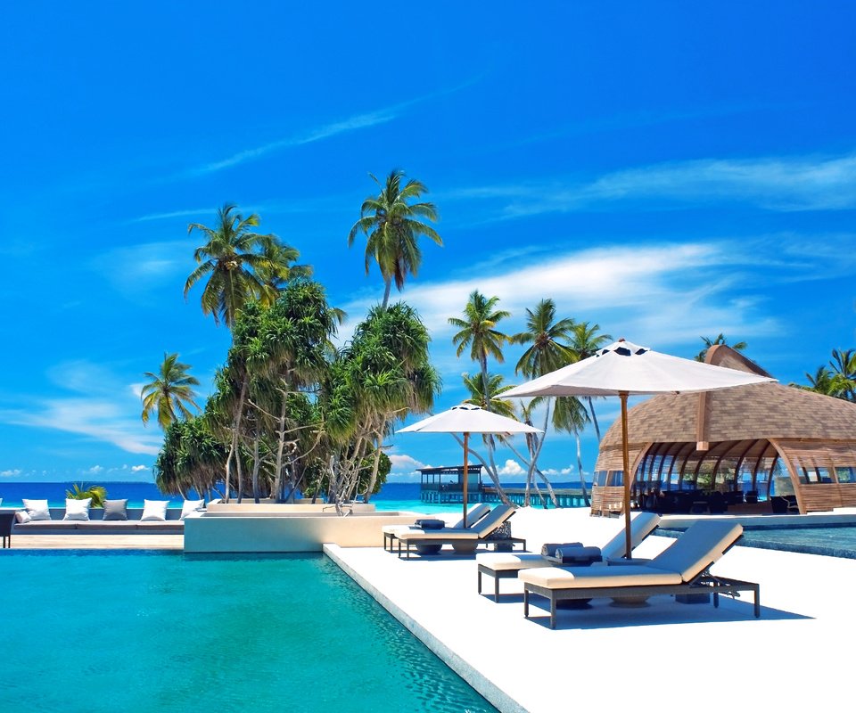 Обои море, бассейн, отдых, курорт, тропики, мальдивы, sea, pool, stay, resort, tropics, the maldives разрешение 4164x2728 Загрузить