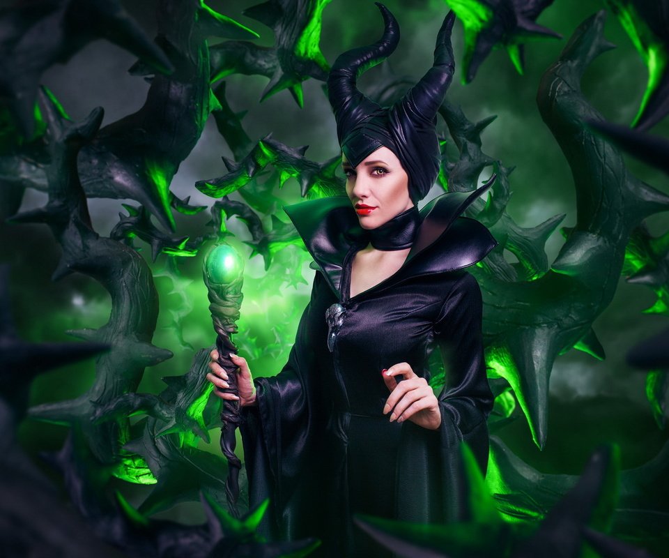 Обои анджелина джоли, малефисента, angelina jolie, maleficent разрешение 1920x1200 Загрузить