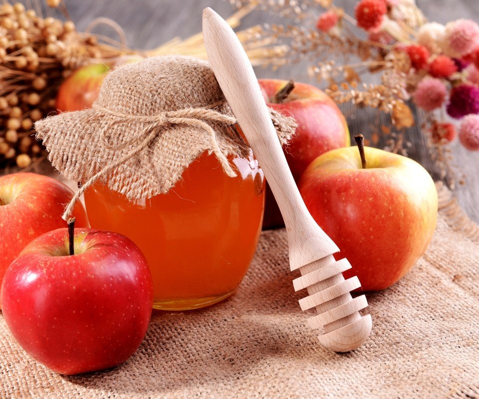 Обои яблоки, мед, банка, apples, honey, bank разрешение 3000x1970 Загрузить