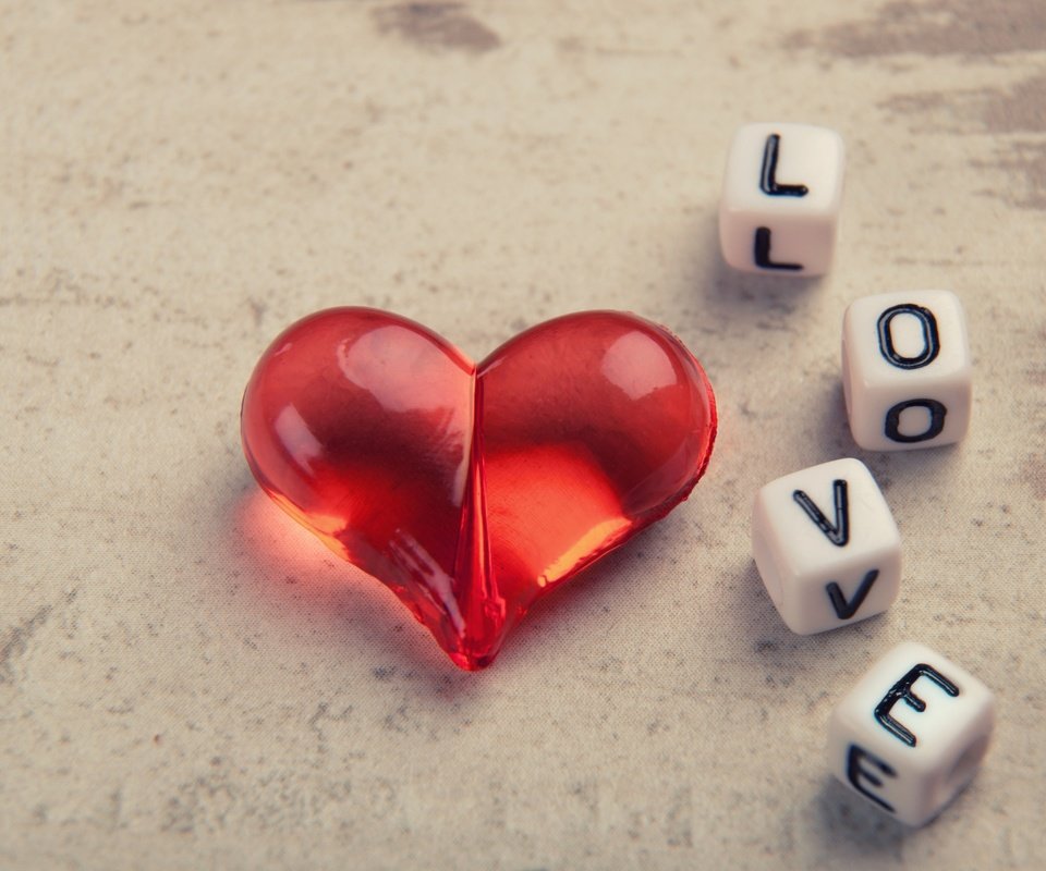 Обои сердечко, буквы, сердце, кубики, любовь, влюбленная, heart, letters, cubes, love разрешение 2880x1800 Загрузить