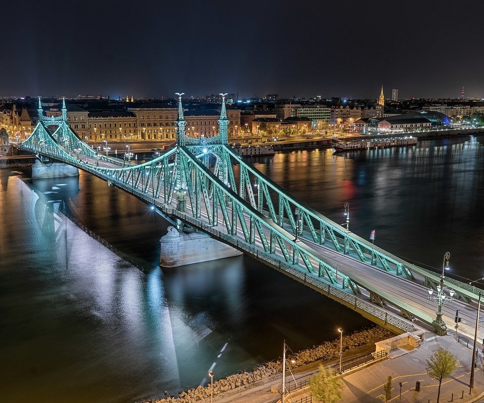 Обои ночь, фото, будапешт, мост свободы, night, photo, budapest, liberty bridge разрешение 2048x1365 Загрузить