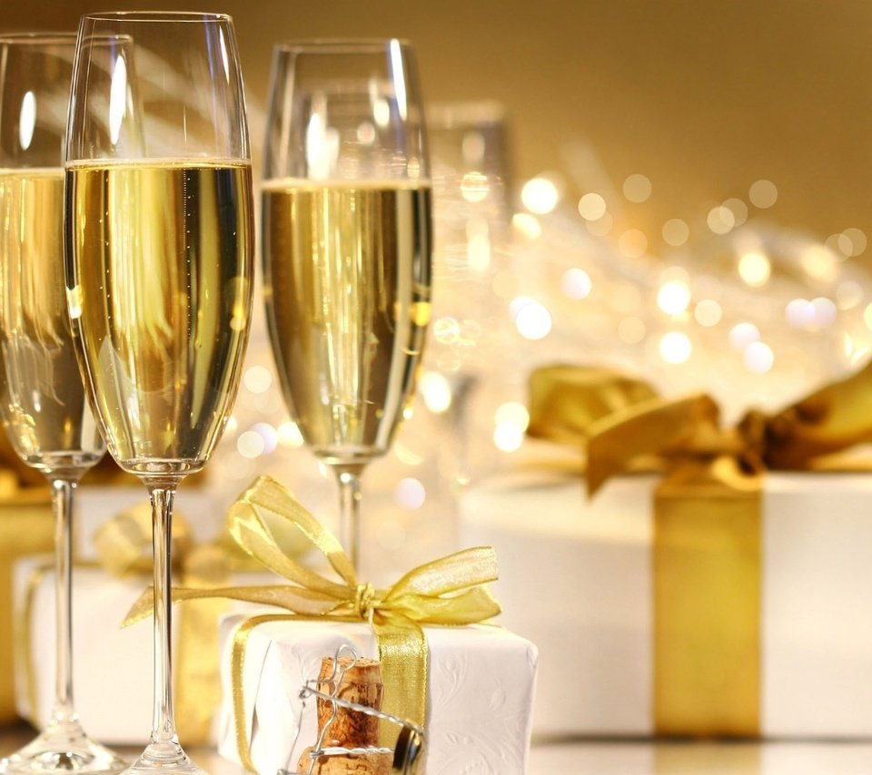 Обои новый год, подарки, бокалы, шампанское, new year, gifts, glasses, champagne разрешение 1920x1200 Загрузить