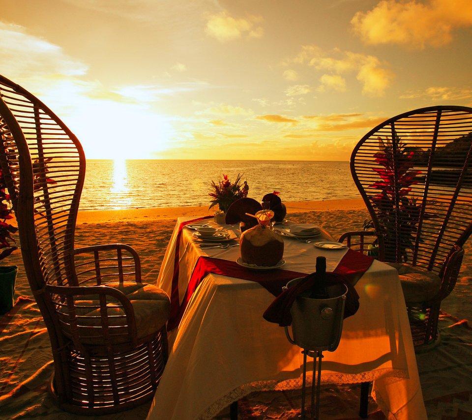 Обои закат, море, пляж, стол, sunset, sea, beach, table разрешение 1920x1200 Загрузить