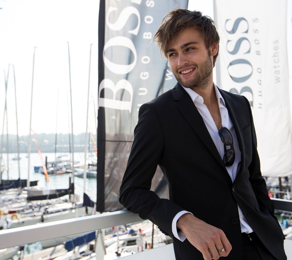 Обои актёр, пиджак, дуглас бут, hugo boss, actor, jacket, douglas booth разрешение 1920x1280 Загрузить