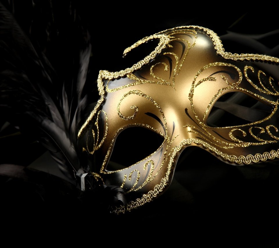 Обои маска, перья, яркие, золотые, карнавал, перышки, яркая, золотая, carnival mask, mask, feathers, bright, gold, carnival разрешение 4368x2912 Загрузить