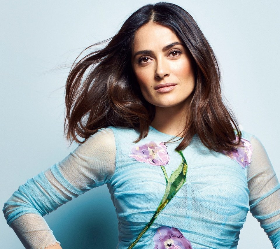 Обои девушка, взгляд, волосы, лицо, актриса, сальма хайек, girl, look, hair, face, actress, salma hayek разрешение 2525x1770 Загрузить