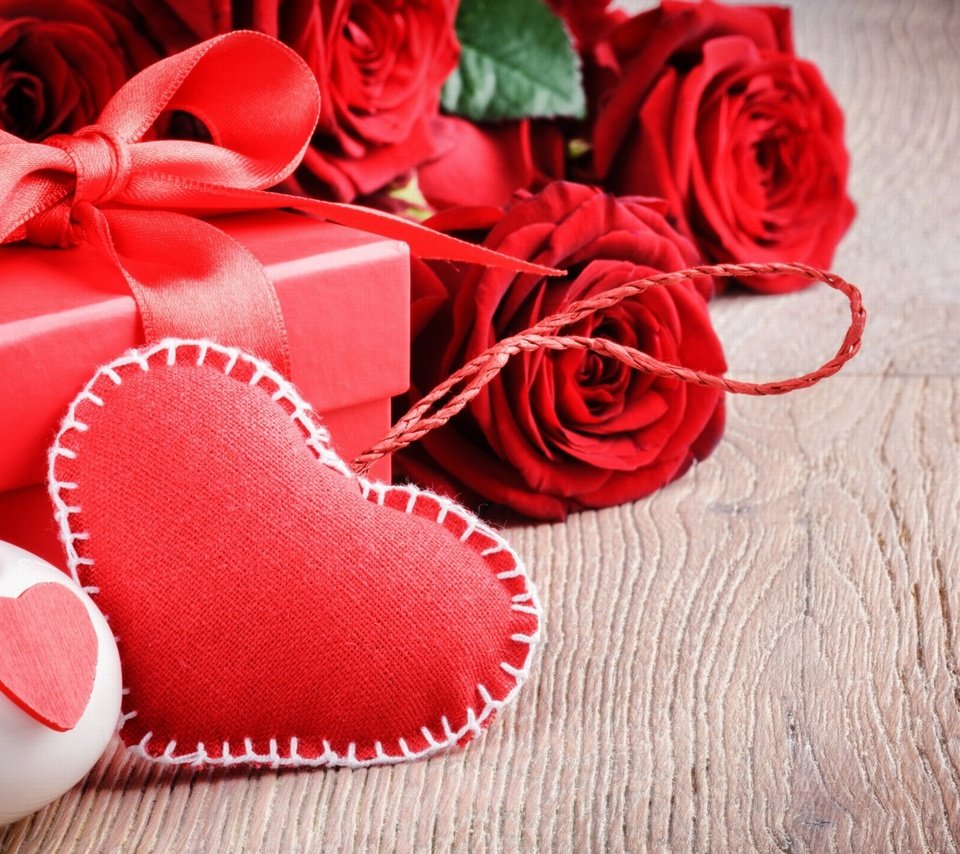 Обои цветы, розы, сердечко, сердце, свеча, подарок, день святого валентина, 14 февраля, flowers, roses, heart, candle, gift, valentine's day, 14 feb разрешение 1920x1200 Загрузить