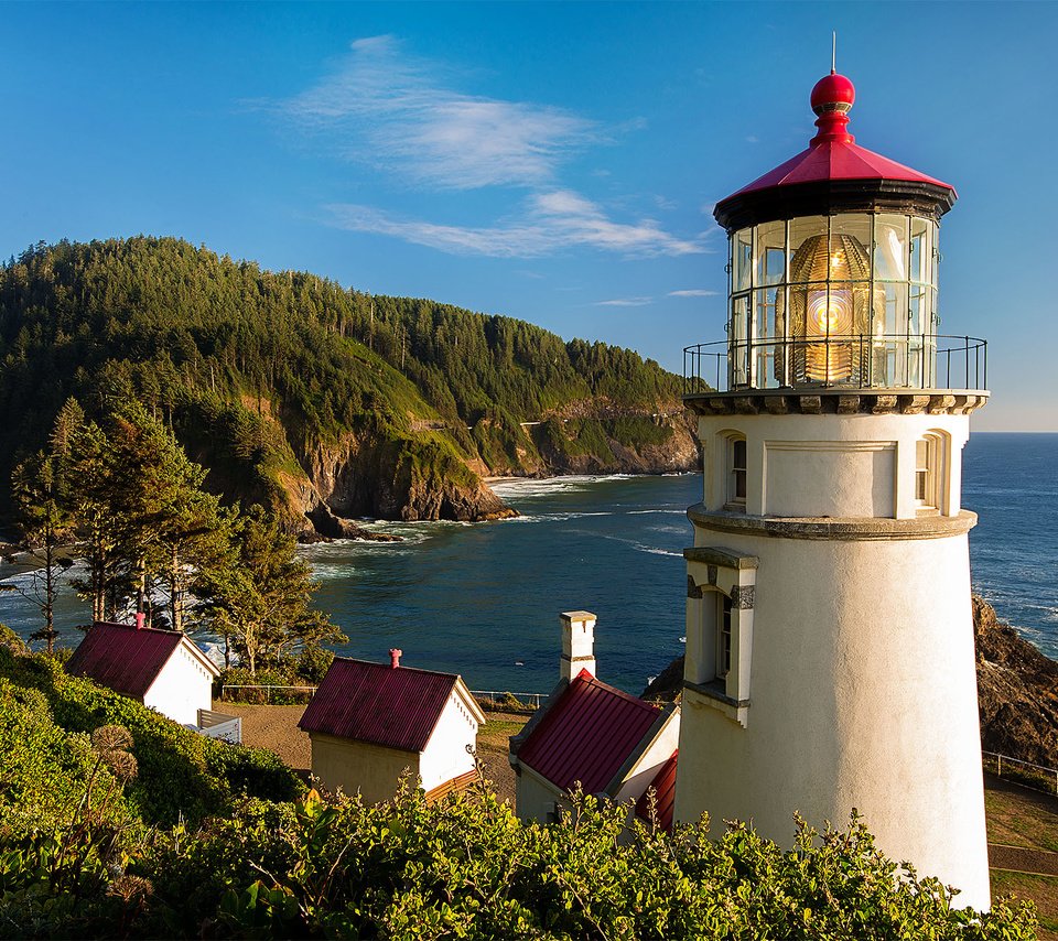 Обои природа, пляж, маяк, океан, oregon coast, heceta head light, nature, beach, lighthouse, the ocean разрешение 2000x1333 Загрузить