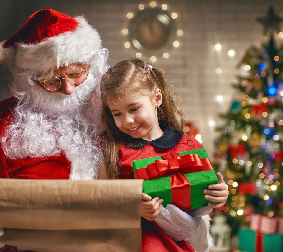 Обои новый год, елка, подарки, девочка, дед мороз, рождество, new year, tree, gifts, girl, santa claus, christmas разрешение 1920x1200 Загрузить