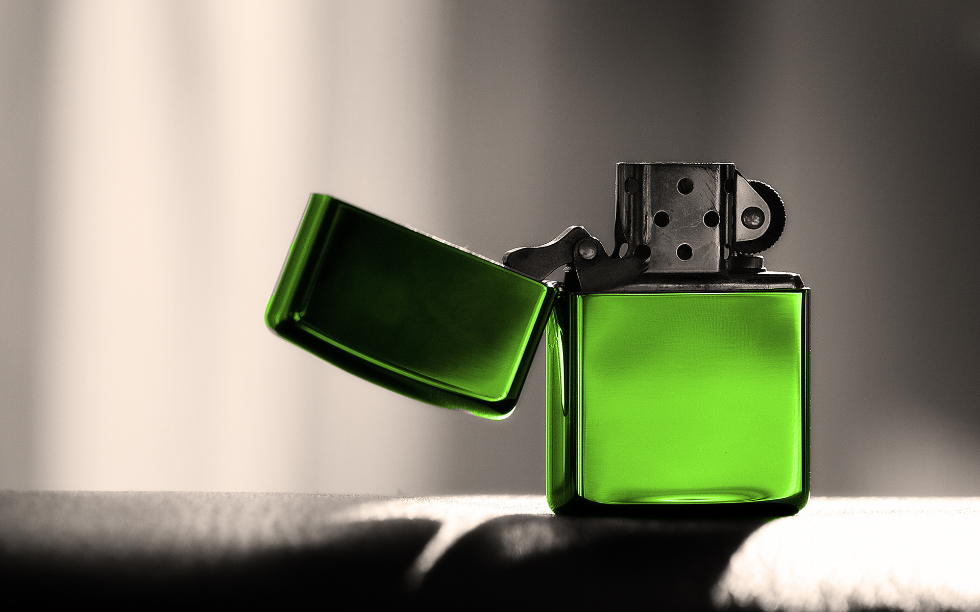 Обои зажигалка, zippo, грин, lighter, green разрешение 1920x1200 Загрузить