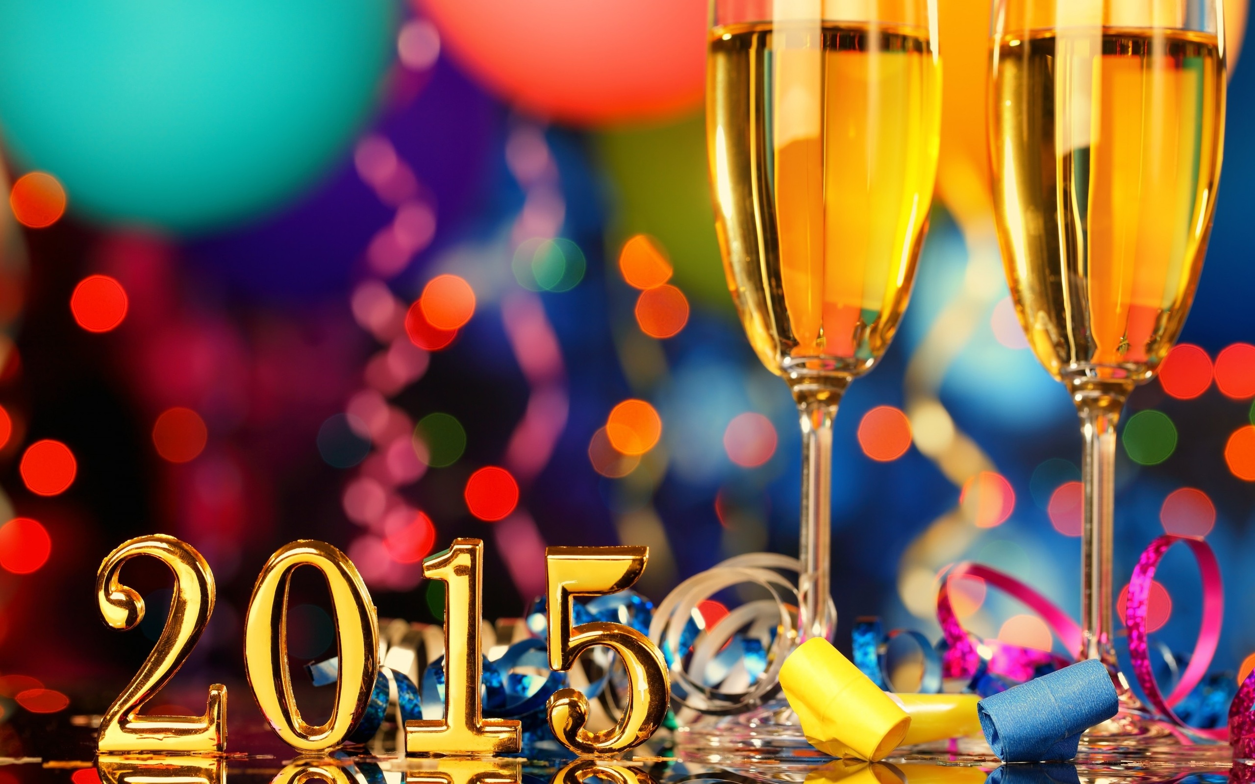 Обои новый год, бокалы, праздник, шампанское, торжество, серпантин, встреча нового года, 2015 год, довольная, happy, new year, glasses, holiday, champagne, celebration, serpentine, 2015 разрешение 2560x1600 Загрузить