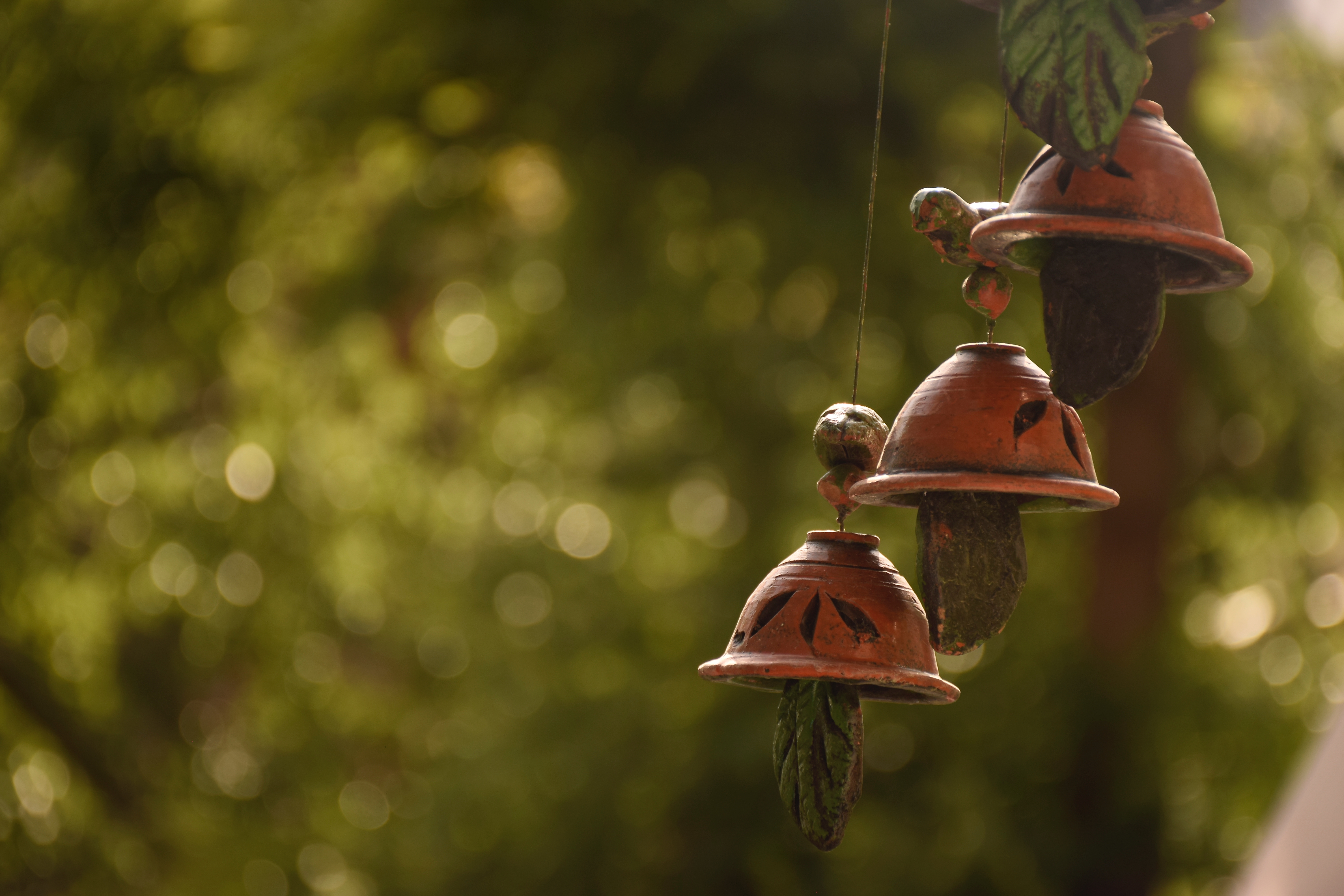 Обои блики, колокольчики, боке, колокольчик, подвеска, glare, bells, bokeh, bell, suspension разрешение 6000x4000 Загрузить