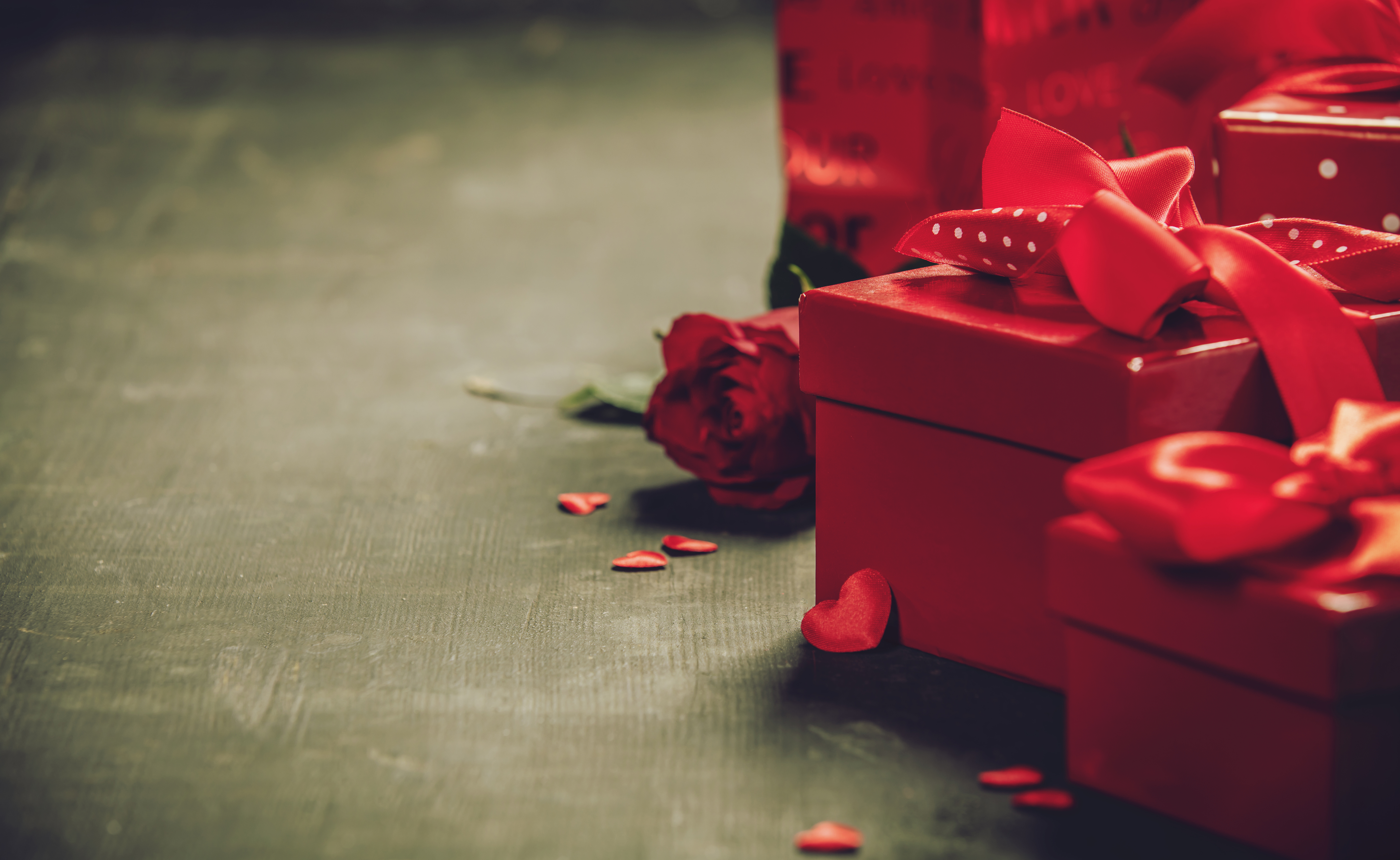 Обои розы, подарки, поздравление, букет, подарок, сердечки, день святого валентина, natalia klenova, roses, gifts, congratulations, bouquet, gift, hearts, valentine's day разрешение 6000x3685 Загрузить